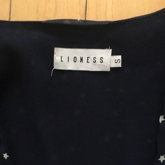 Lioness Romper - Picture 2 of 5